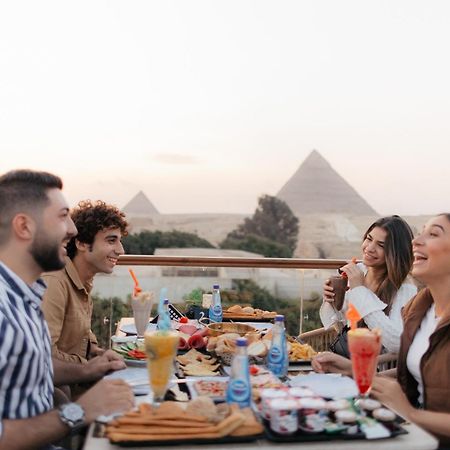 Tree Lounge Pyramids View Inn , Sphinx Giza Kafrat al Jabal Exterior photo