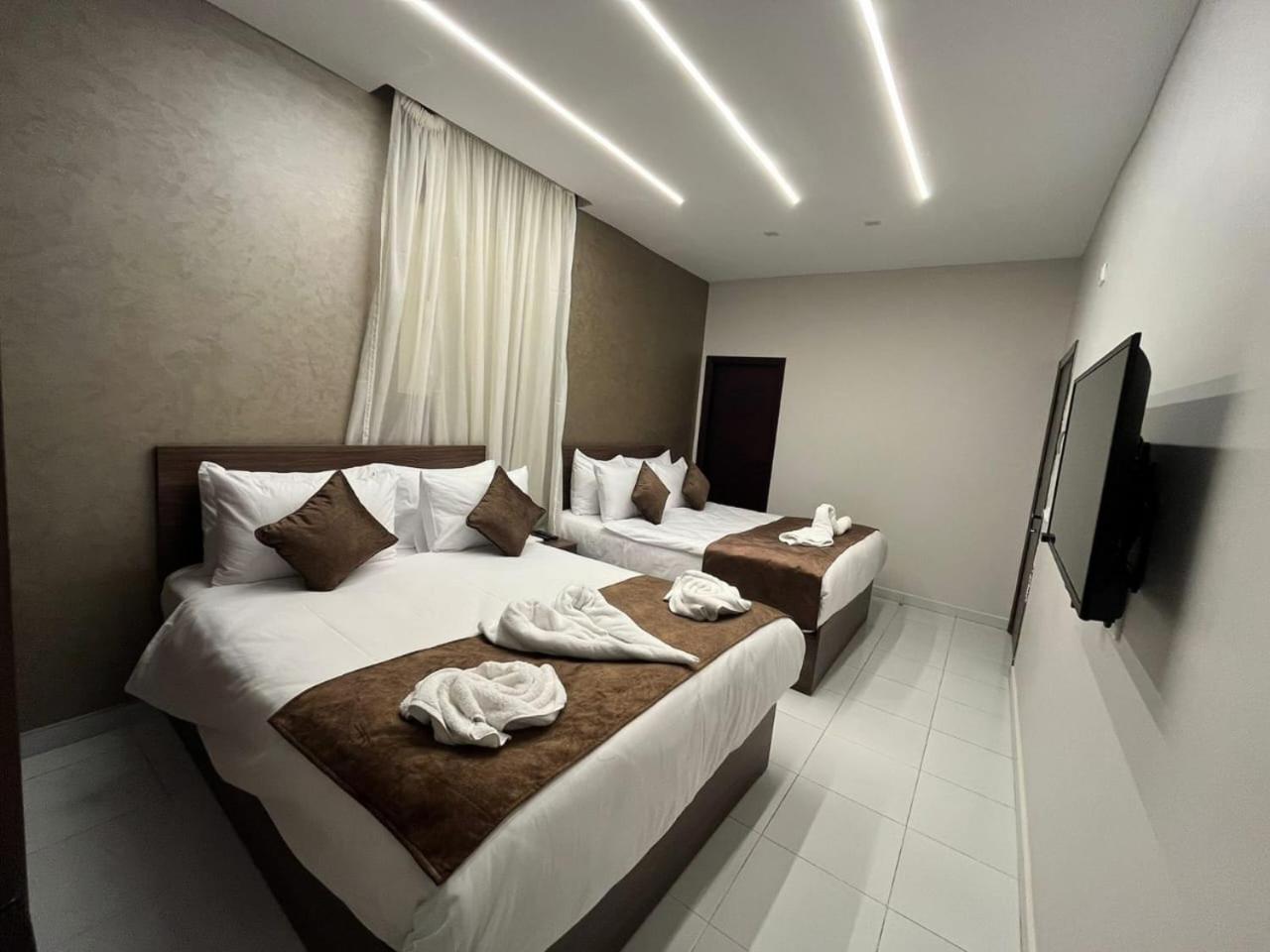 Tree Lounge Pyramids View Inn , Sphinx Giza Kafrat al Jabal Exterior photo